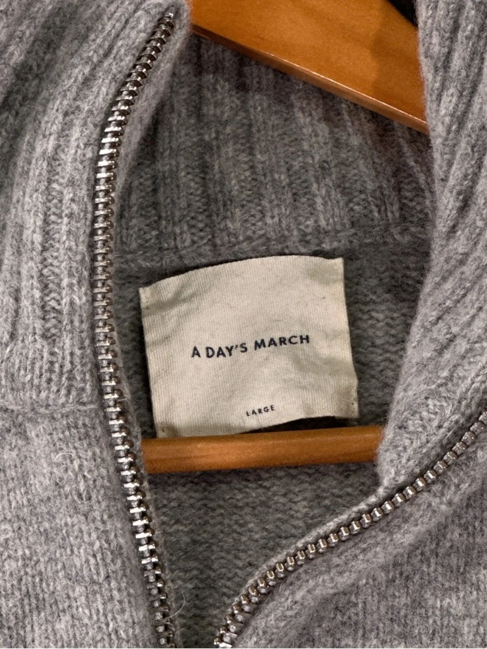 A Day's March Half Zip Sweater Mock Neck Lambswool Heather Grey Mens Large